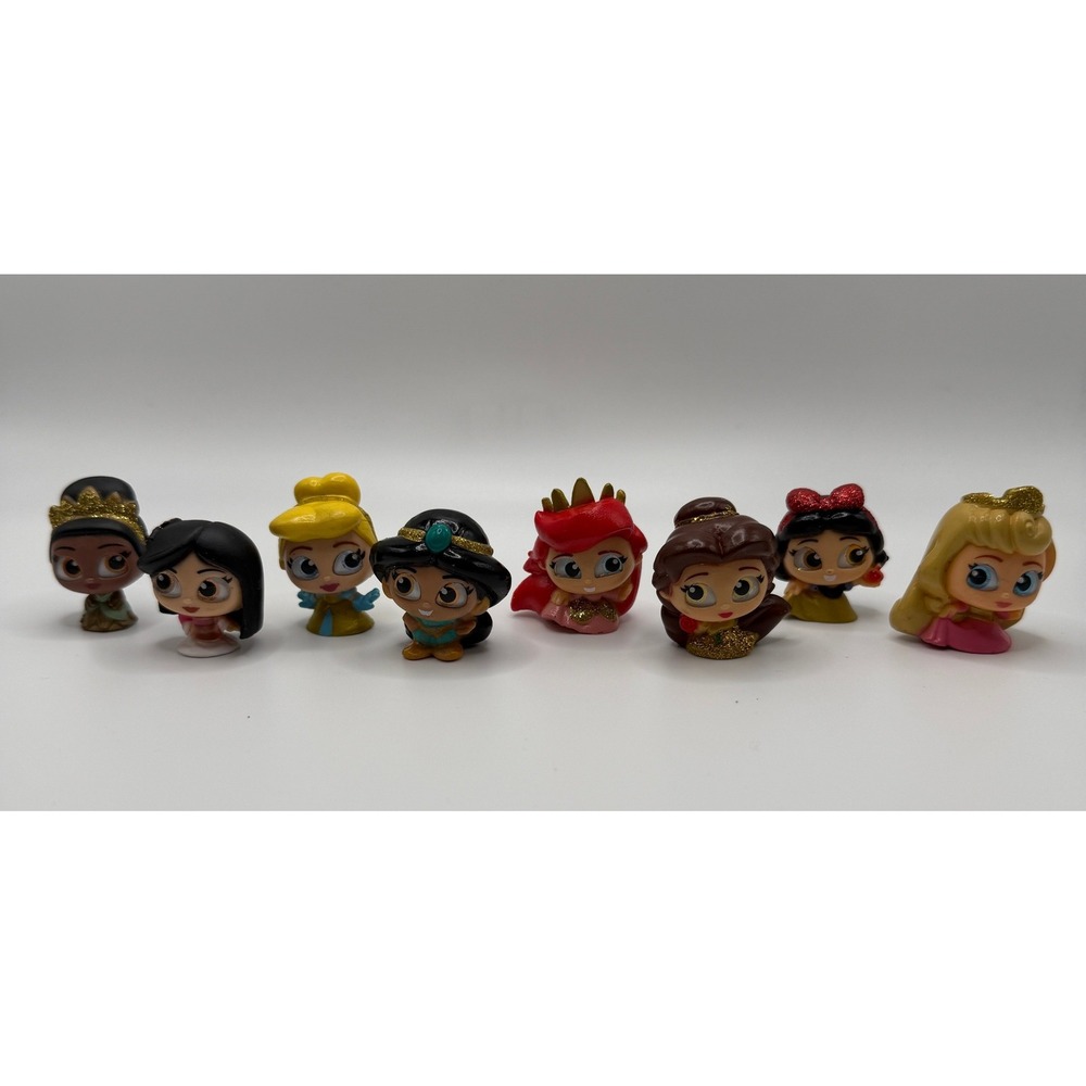 Disney Doorables Glitter and Gold Princess Complete Set Lot of 8 Mini Figures